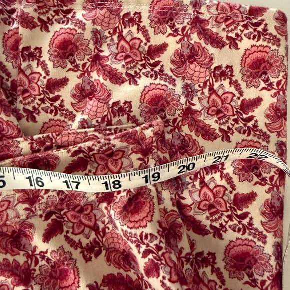 Torrid LoveSick Suede Floral Mini Button Front Skirt Pink Cream Plus Size 1 - Picture 6 of 9